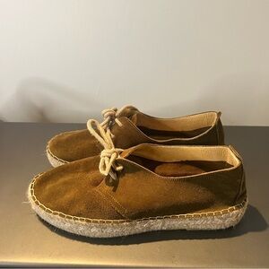 Casa Hernanz tie espadrilles olive green suede size 9.5